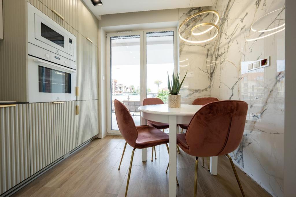 Rodzinne Apartamenty Bardzo Blisko Plazy Rewal Εξωτερικό φωτογραφία